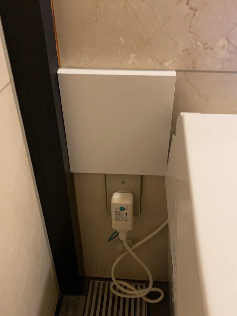ホテル客室トイレ壁修繕の施工後
